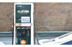 Clever Fast Charging 619e45ee07543 Clever Fast Charging 619e45ee07543