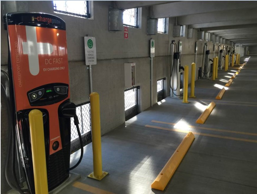 University of Montana installs four ChargePoint EV charging stations on