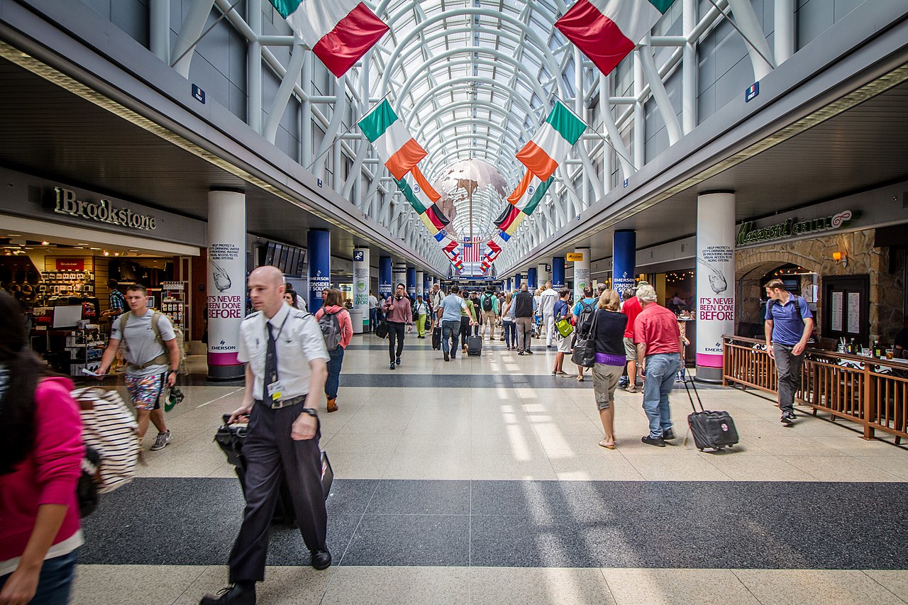 Picture of O'Hare International Airport, Terminal 3.