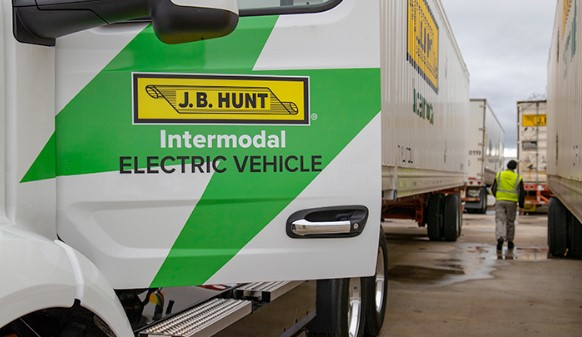 Trucking Firm J.B. Hunt Plans Alternative Power To Reach 32% CO2 ...