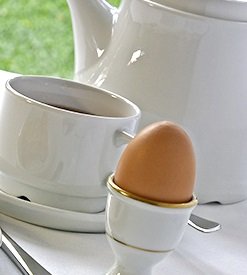 Eggwithnewspaper 63ce95b25d68f