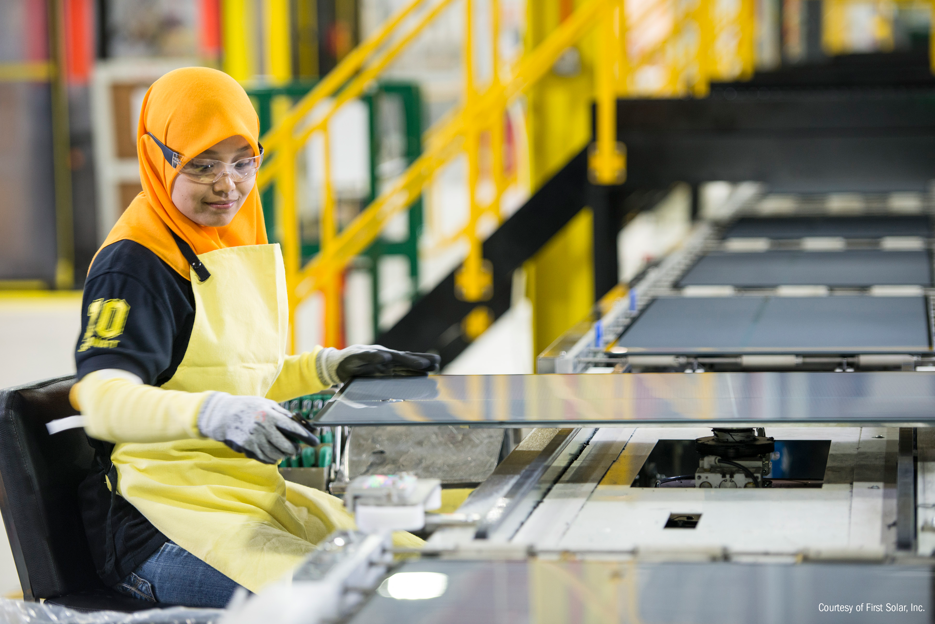 First Solar 2 64c40de32010f