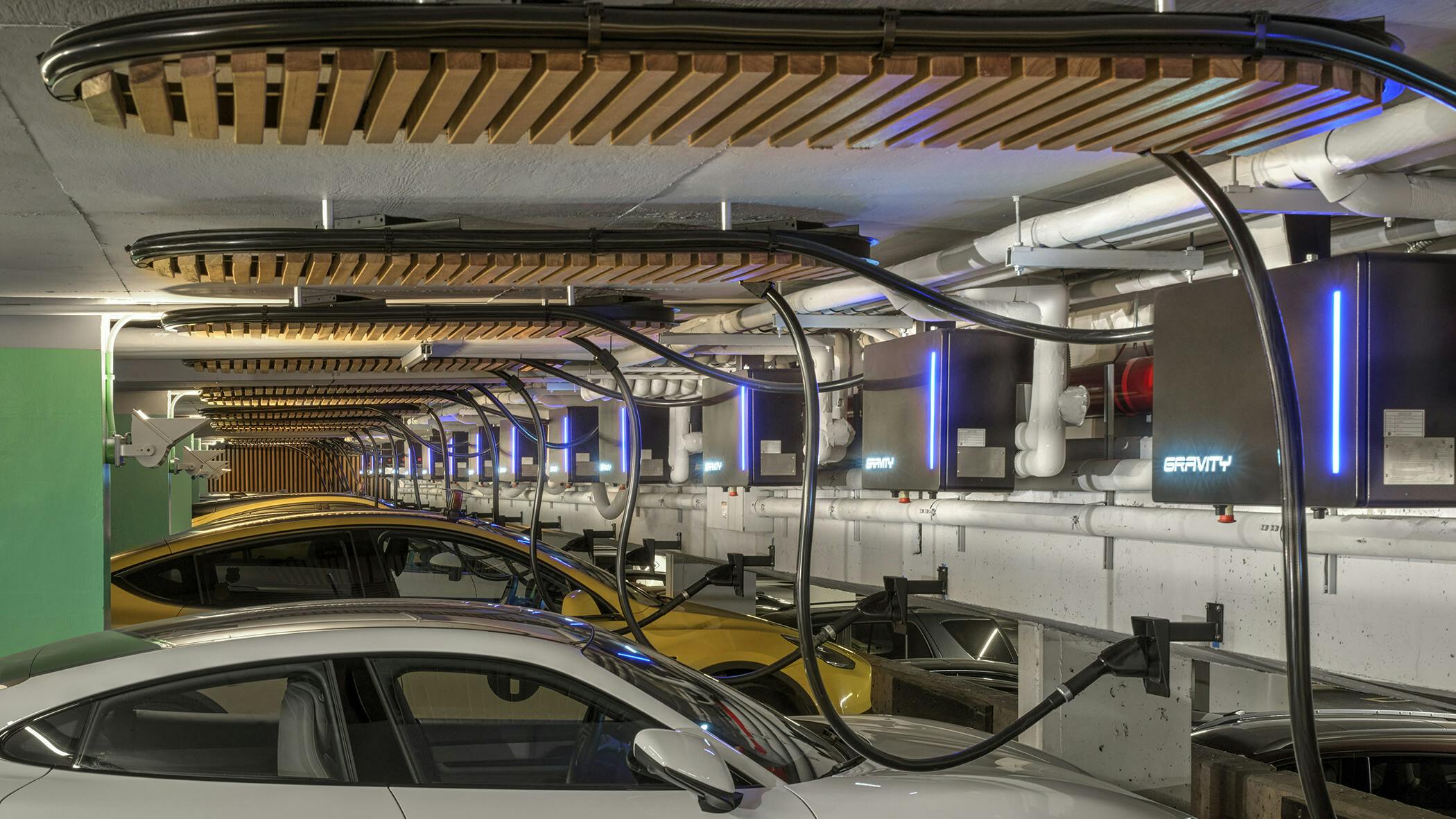 65e6020f0a8106001e3f64f5 Gravity