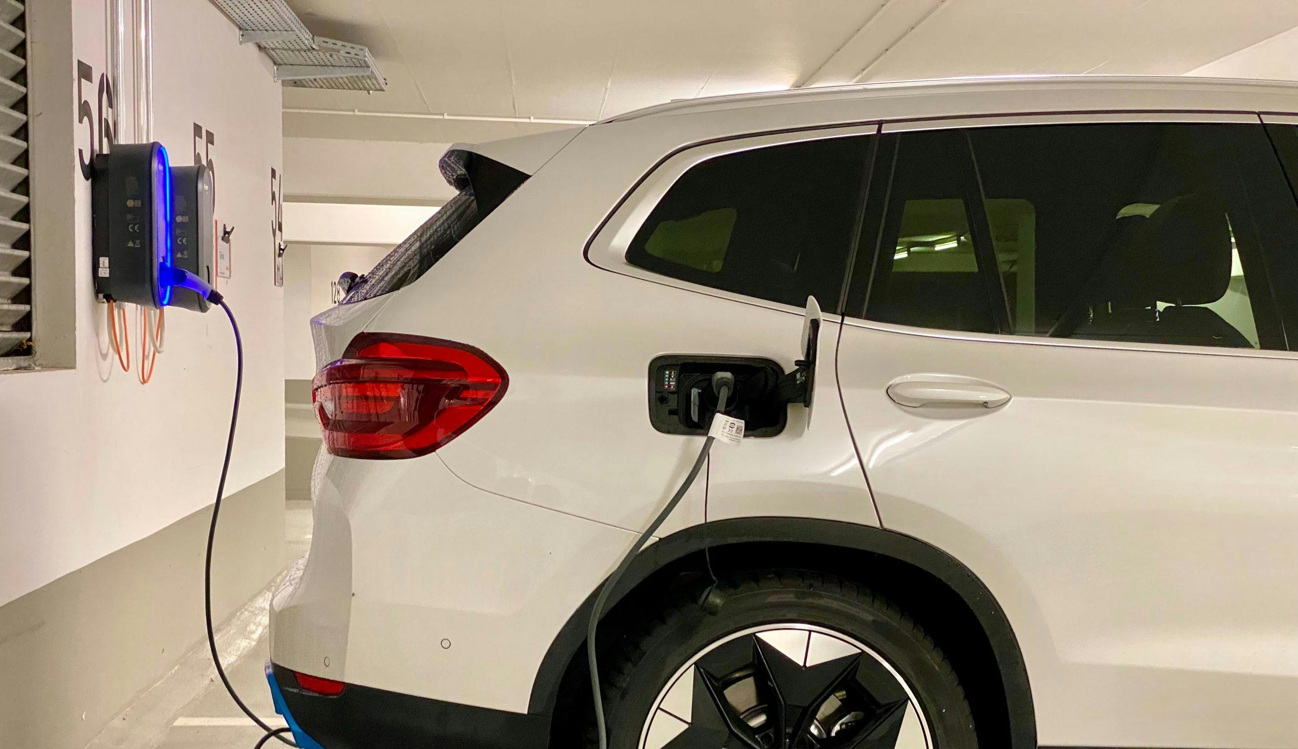 662fbdf579b8f9001e4ab6e7 Comed