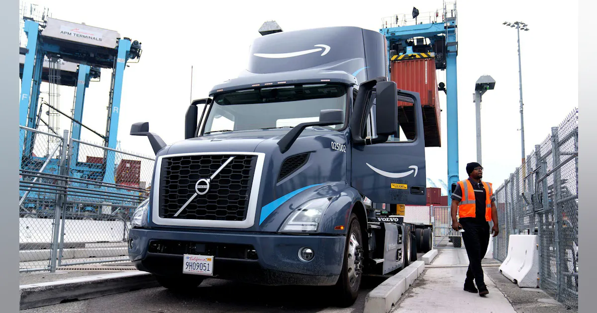 Amazon Line Loader Amazon Deploys 50 Heavy-Duty Electric Trucks for First and Middle Mile ...