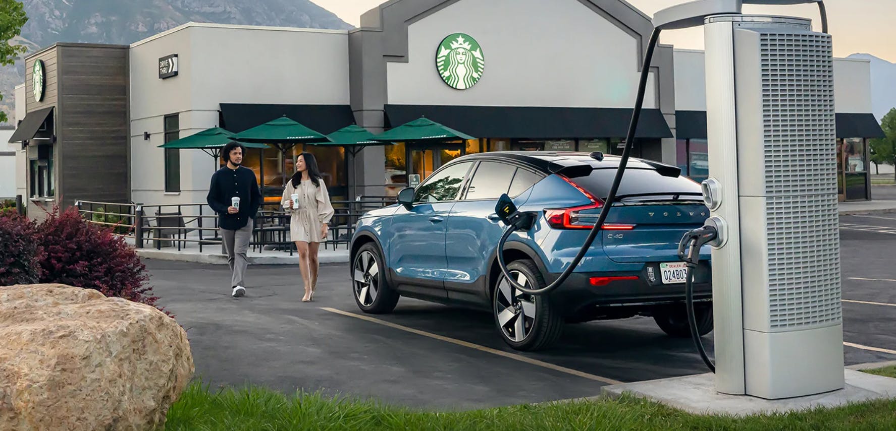 669a96ed2424692e19f963ed Starbucks