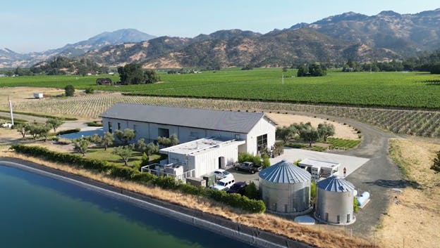 66f32948e17ae20496bc51a0 Fisher Vineyards