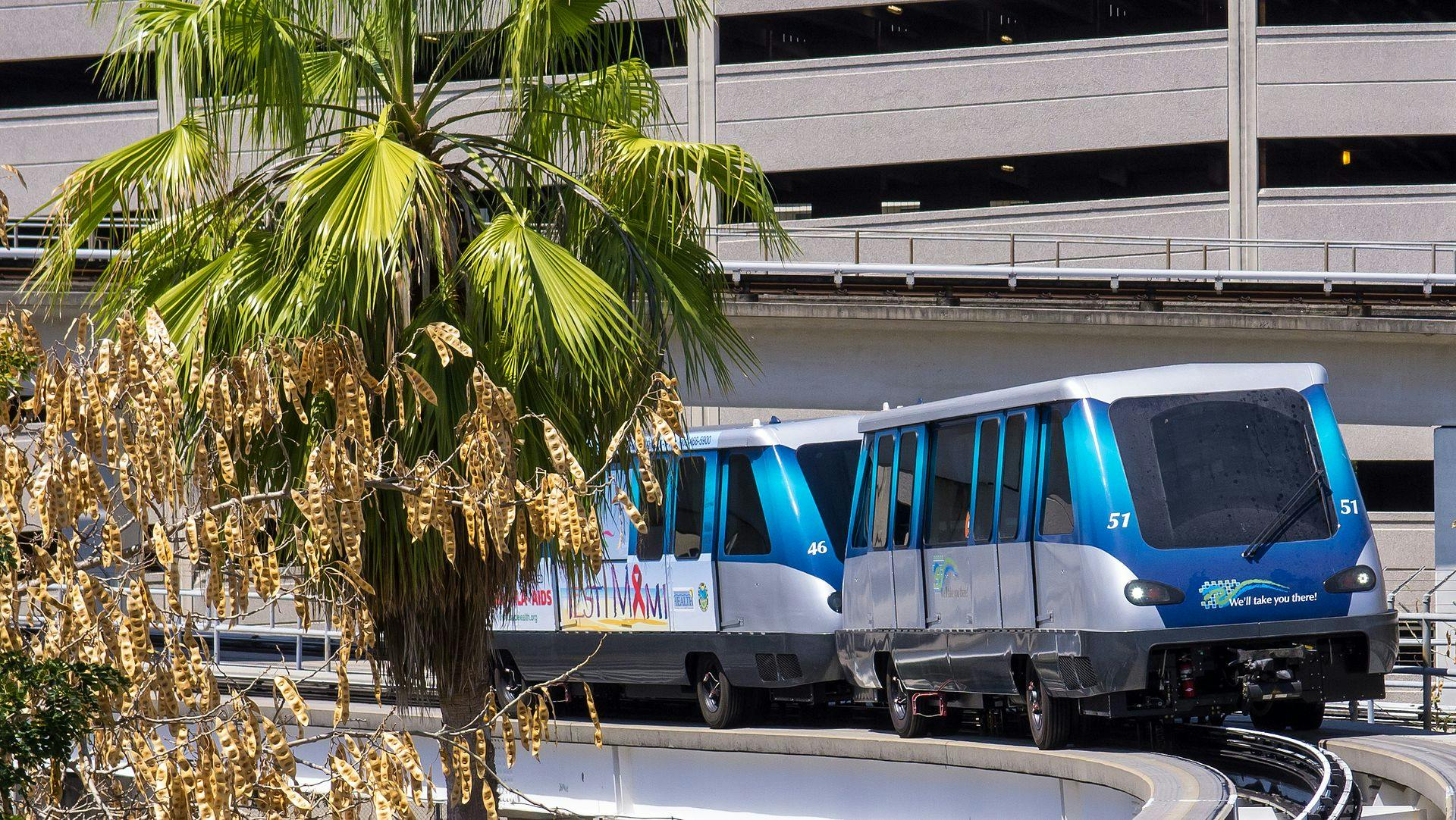 67227e8d19e11f1bd29aa34b Metromover Doubleunit Train Omni 201204