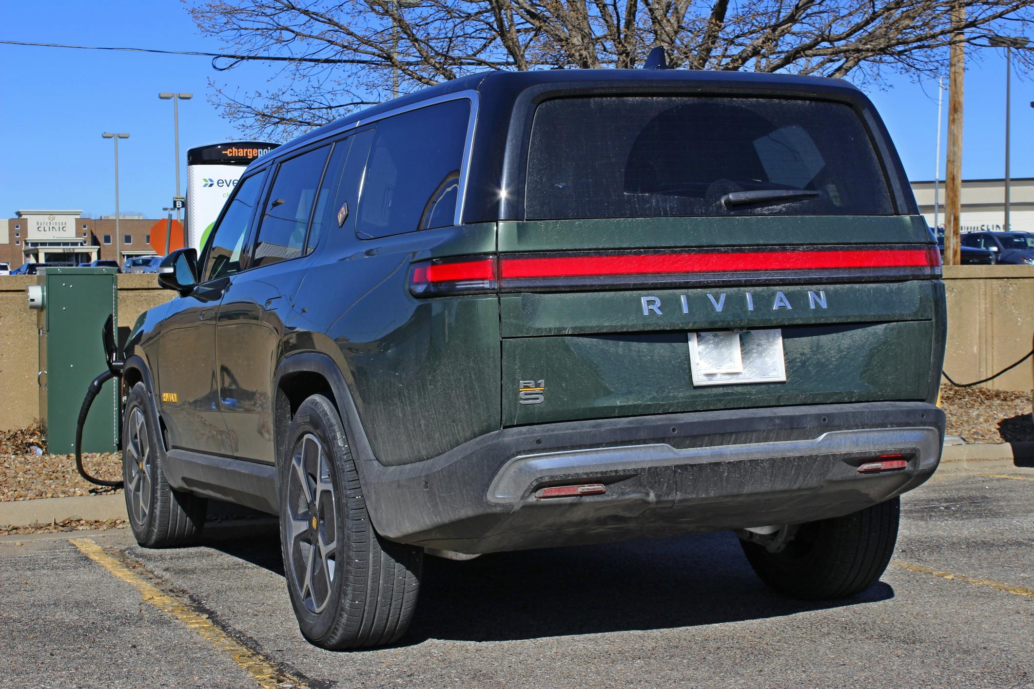 672a46b574fd8031280d04e5 Rivian