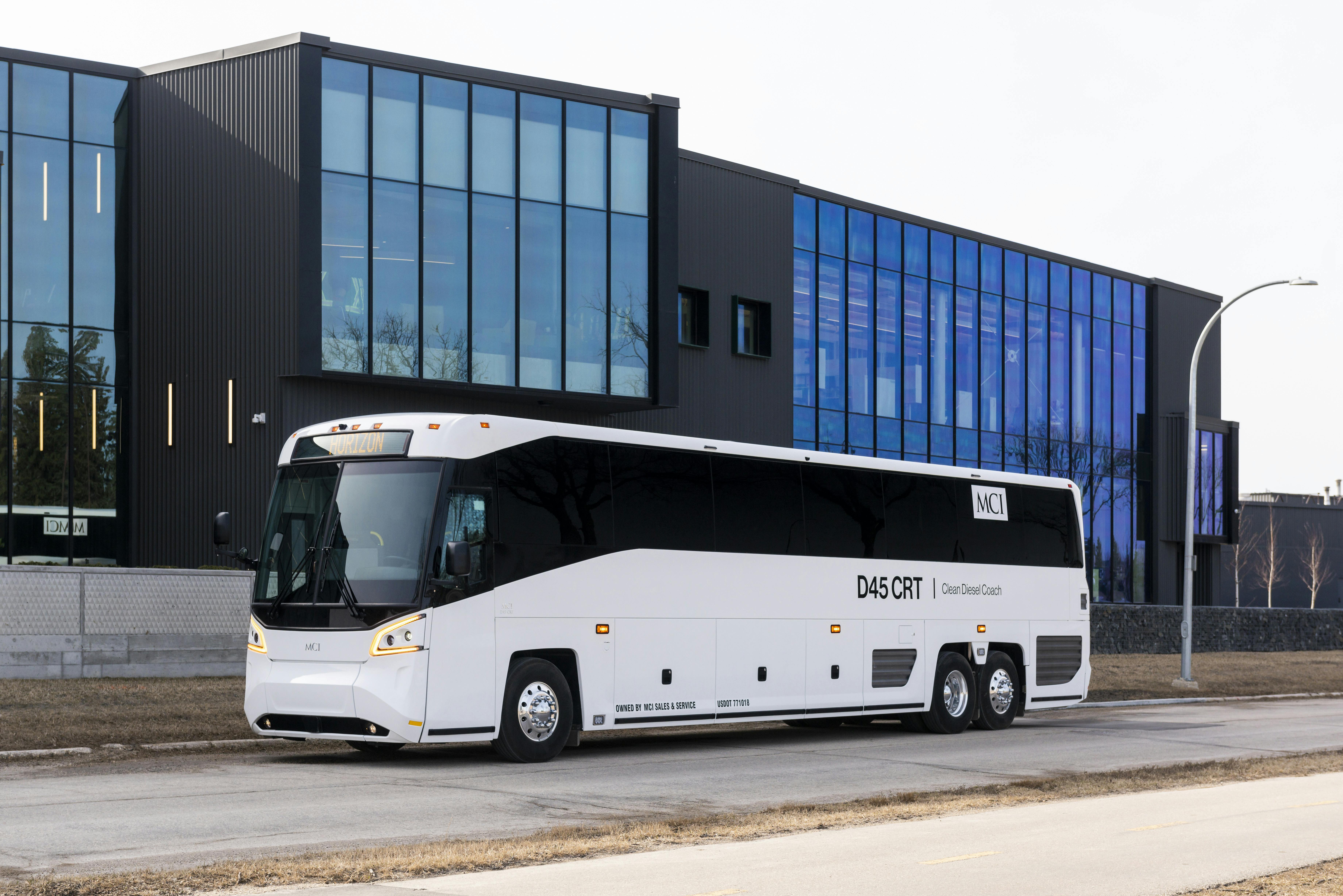 6792863bd0608b1e37974abf Mcid45crtcoach