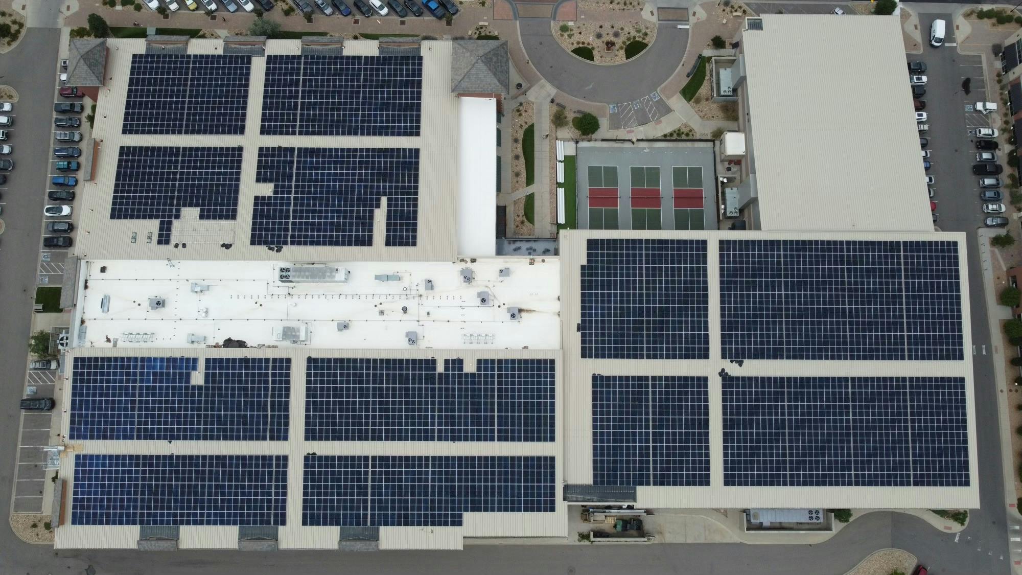 Aerial of Blue Sport Stable rooftop solar array credit Altus Power