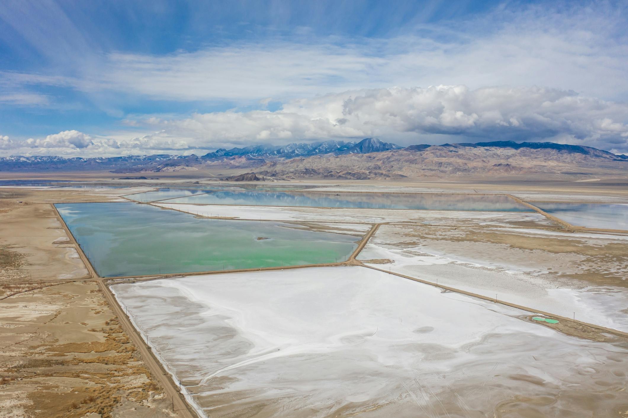 Lithium mine in Nevada. Image credit ID 177506254 &copy; Wirestock | Dreamstime.com