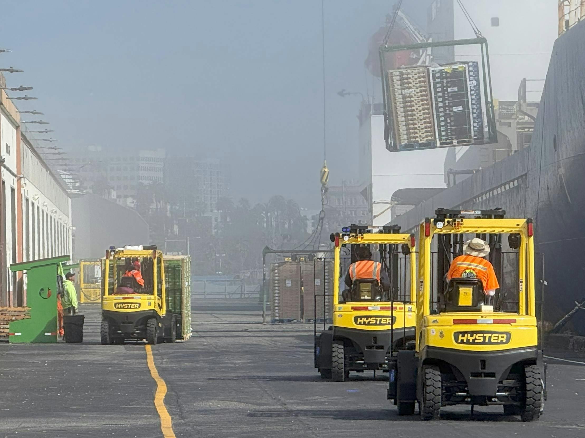 681e012b3e5bfb33d5579738 Ssa Marine Electric Forklifts