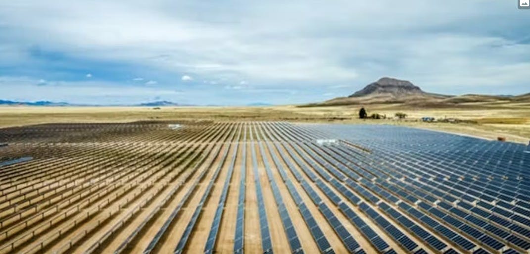 Previous New Mexico solar project. Image credit D.E. Shaw Renewable Investments (DESRI)