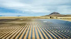 Previous New Mexico solar project. Image credit D.E. Shaw Renewable Investments (DESRI)