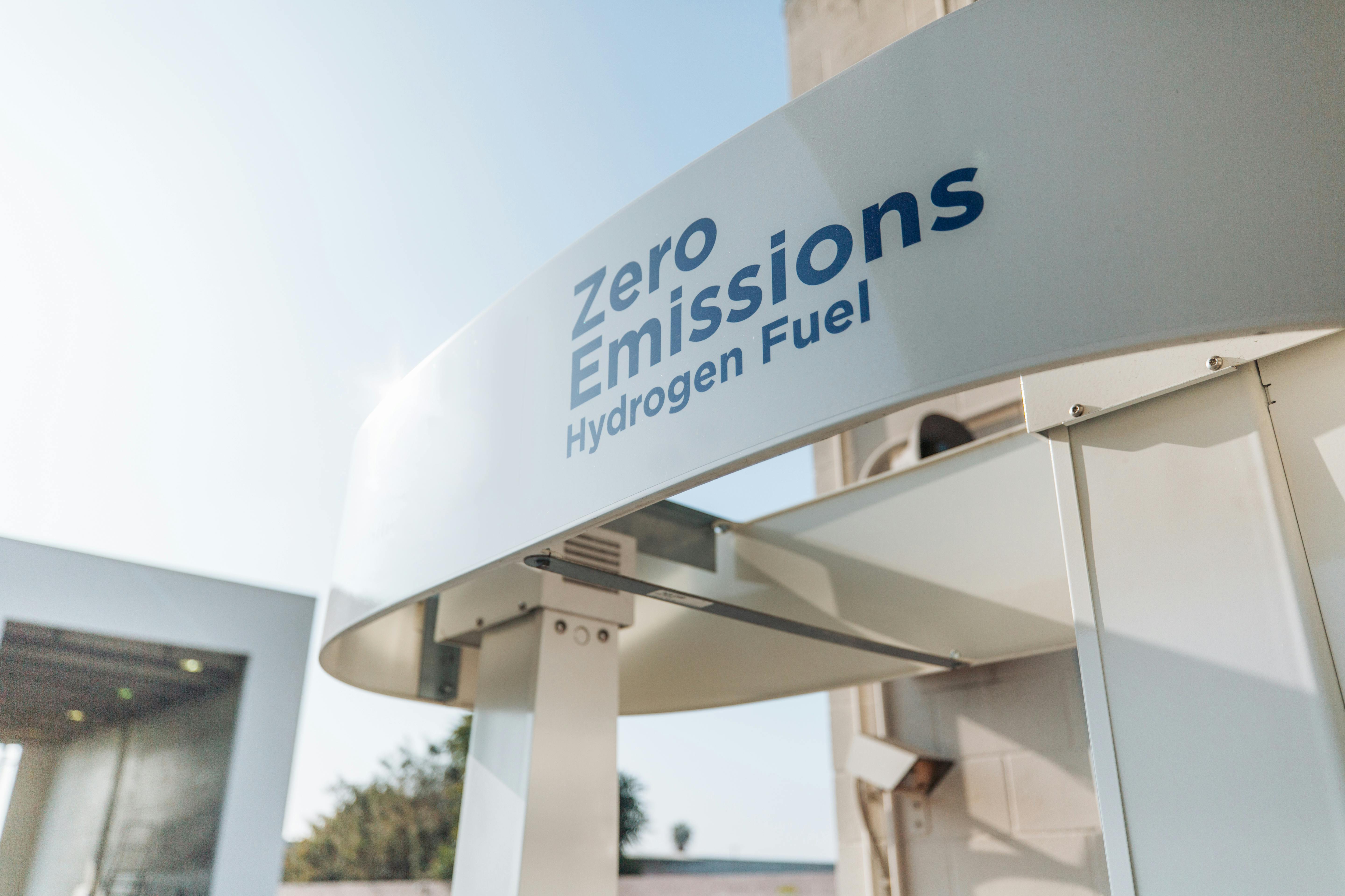 691f5c69cc8a43ad648740fc Clean Energy H2 Station Pomona Ca