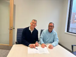 Graeme Grant, Chief Operating Officer at Alsym Energy (left), and Randall Selesky, Chief Commercial Officer at ESS (right), sign new sodium-ion battery storage supply agreement. Image credit Alsym Energy Graeme Grant, Chief Operating Officer at Alsym Energy (left), and Randall Selesky, Chief Commercial Officer at ESS (right), sign new sodium-ion battery storage supply agreement. Image credit Alsym Energy