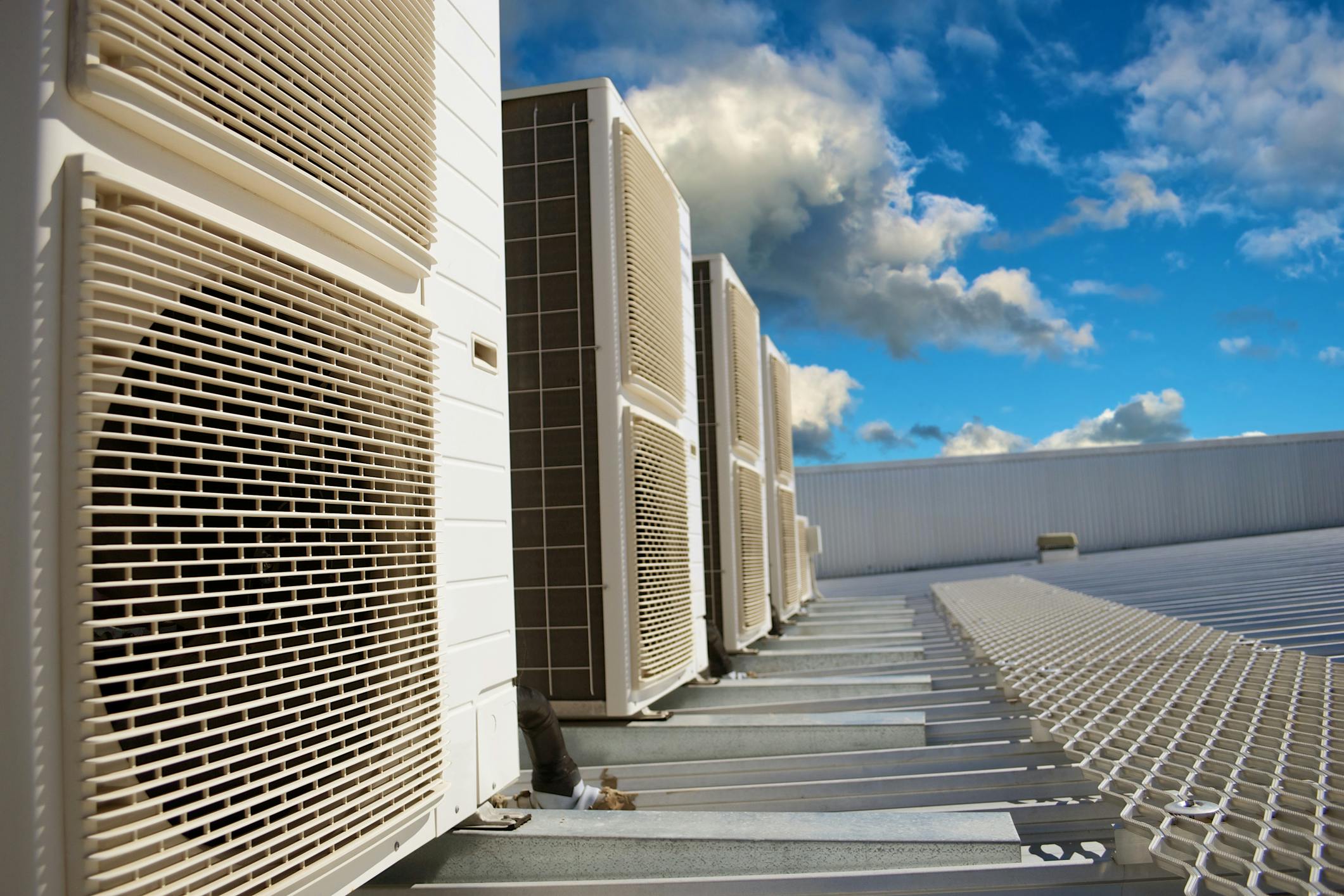 6a05e8f5732609bb991fc202 Hvac Dreamstime