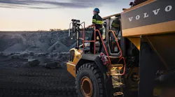 volvoshowarticulatedhaulera45j2324x1200 volvoshowarticulatedhaulera45j2324x1200
