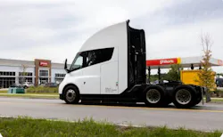6acd55b7590b102da7a90f4e Pilot Ev Charging